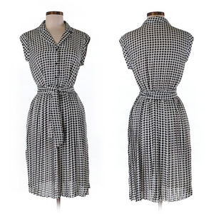 NWOT Size S Checker Pleated Dress
